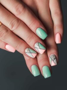 Geometric Nail Art: Modern and Edgy Designs for a Graphic Look