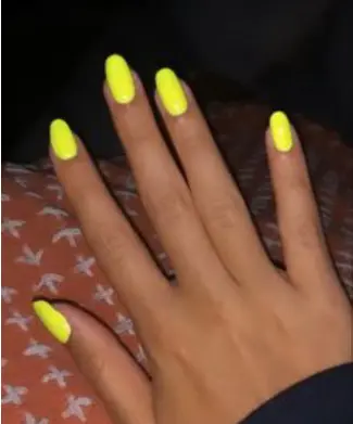 Neon yellow Nails