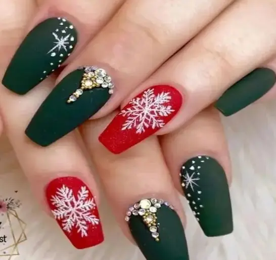Red and green stiletto Christmas Nails
